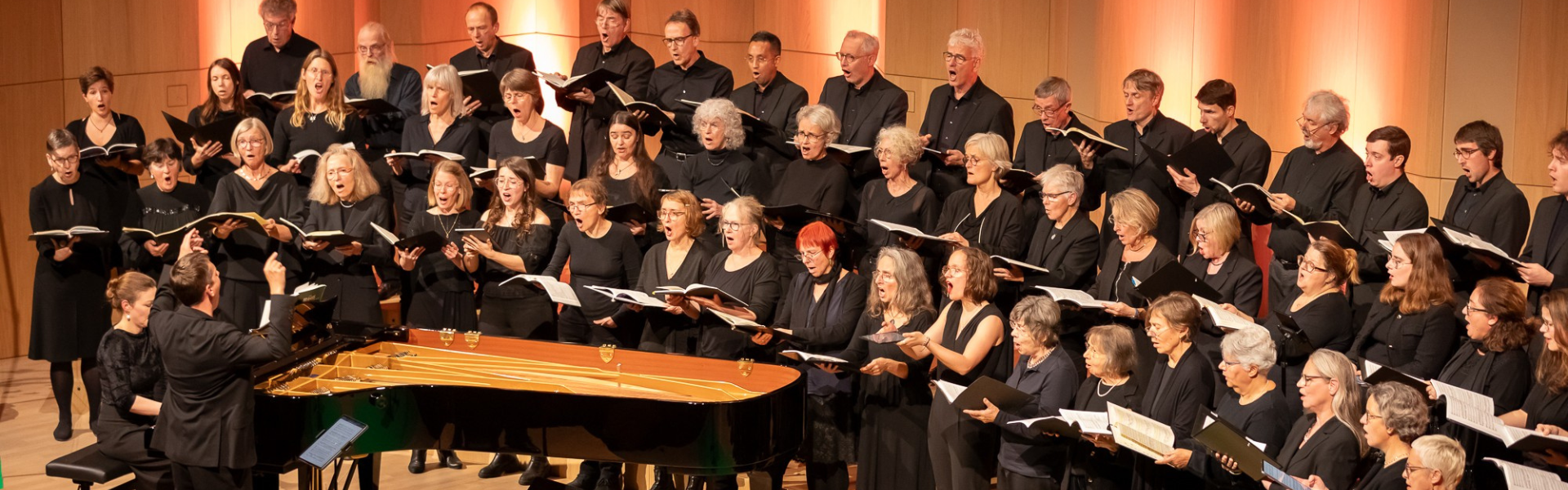 CHOR /CELLO/LYRIK AN(WEITER)KOMMEN