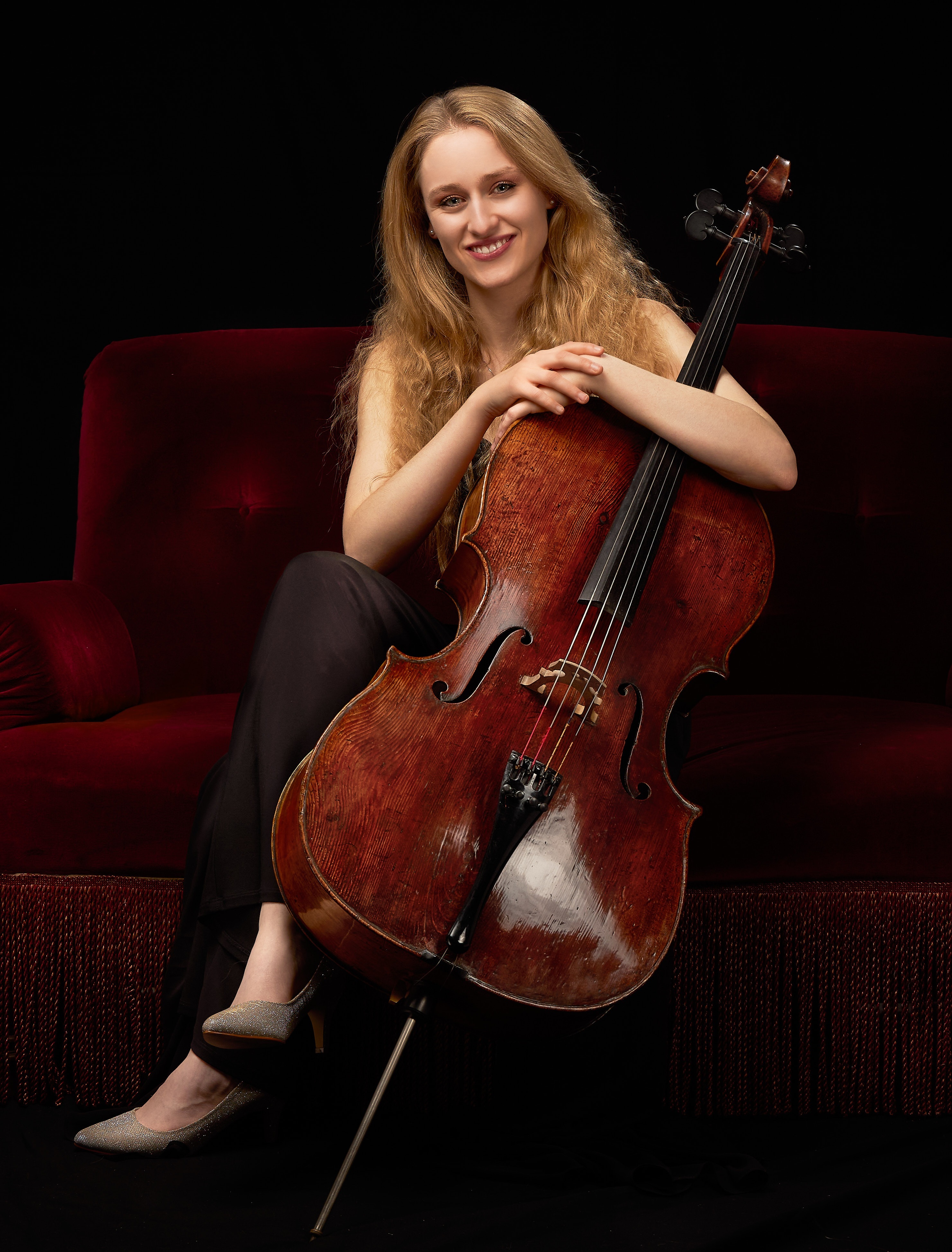 Alexandra Kahrer - Cello