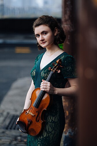 Clara Neubauer - Violine