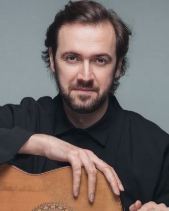 Petrit Çeku - Gitarre